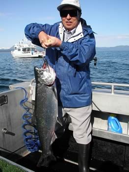 アラスカ　キングサーモン　釣り